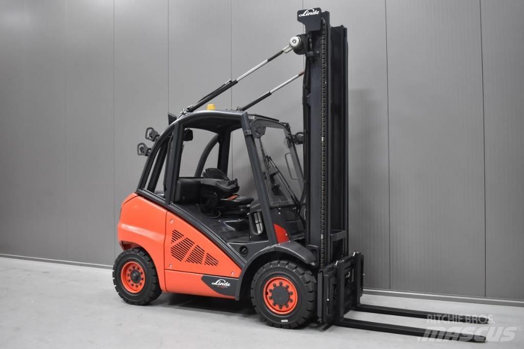 Linde H 40 D - 02 Dieselové vozíky