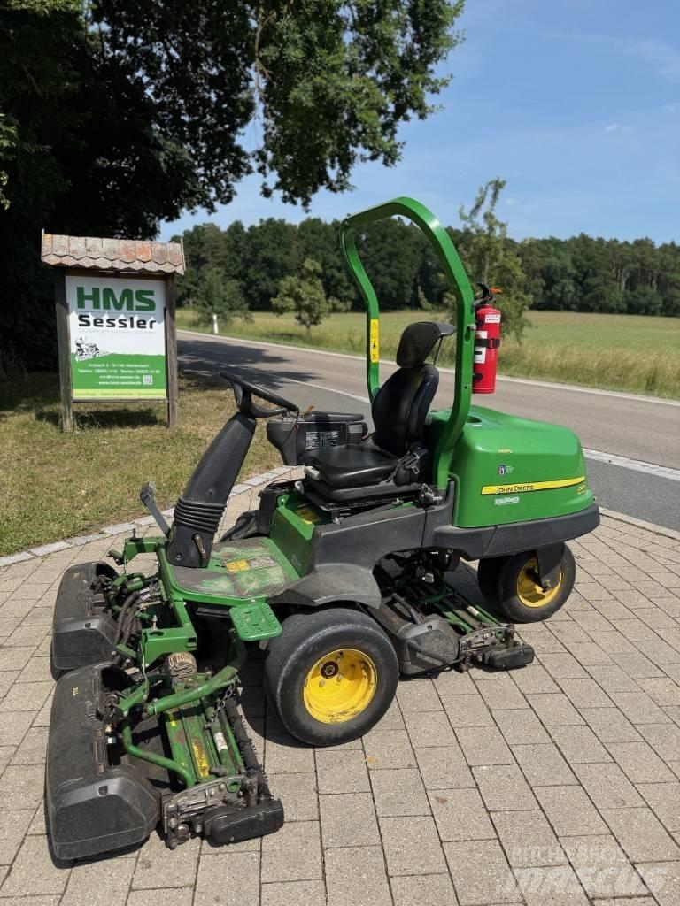 John Deere 2500 E Sekačky greenů