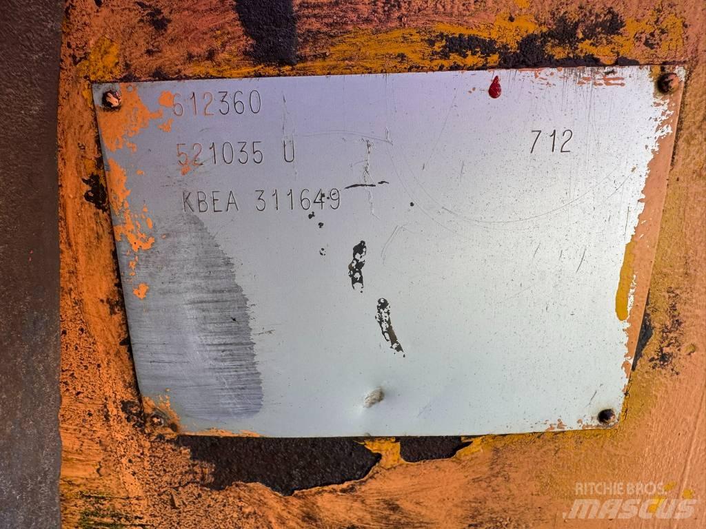 JCB 712 Kloubové dempry