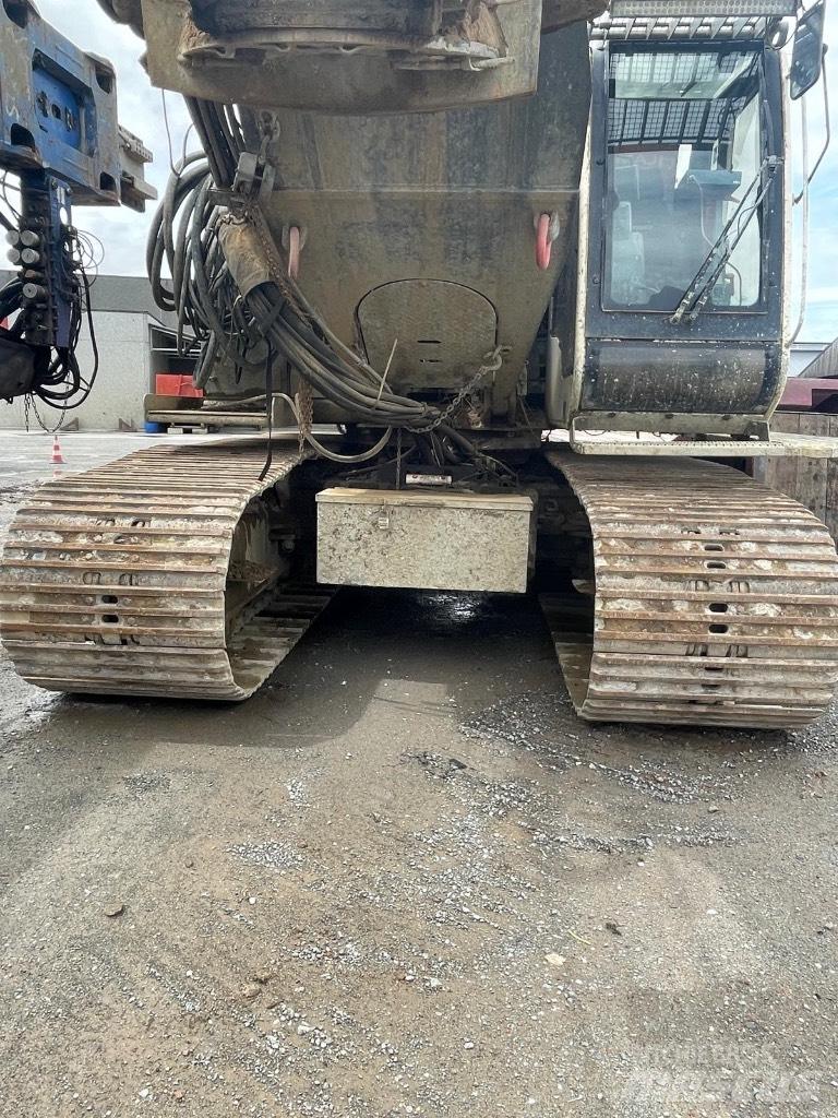 Liebherr LRB 155 Pilířové jeřáby
