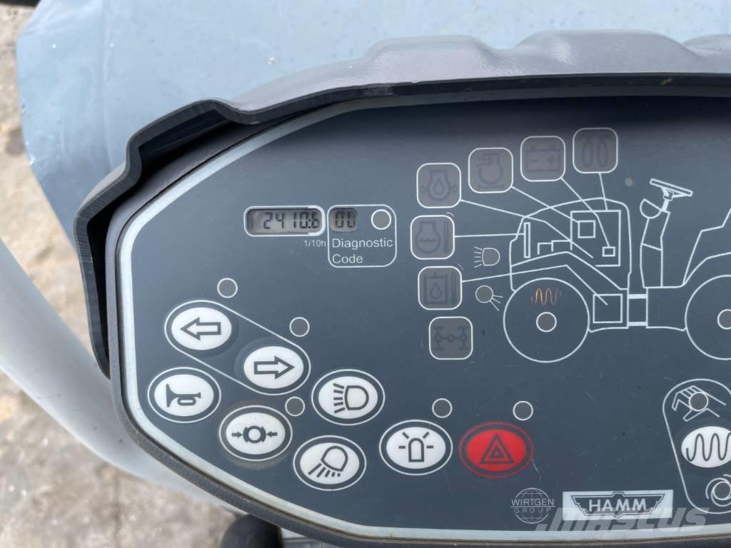 Hamm HD 12 VV Tandemové válce