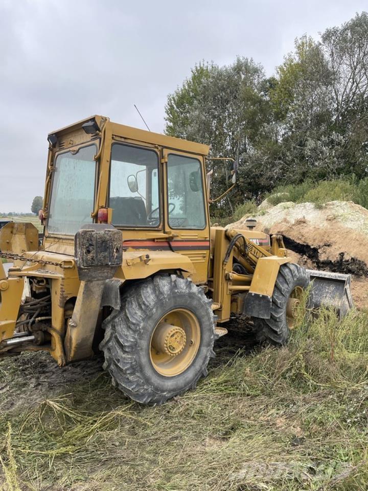 Hydrema 807 Rýpadlo-nakladače