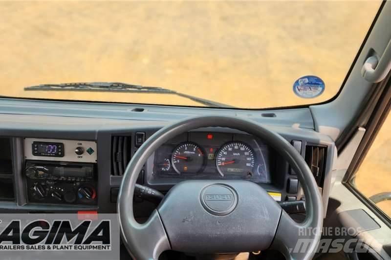 Isuzu NQR500 Amt Další