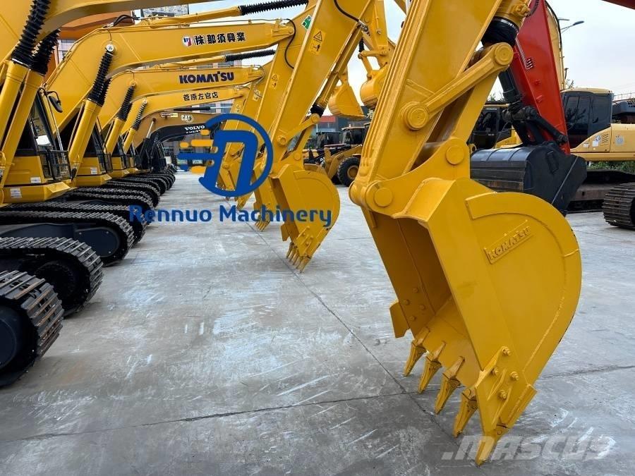 Komatsu PC 220-8 Pásová rýpadla