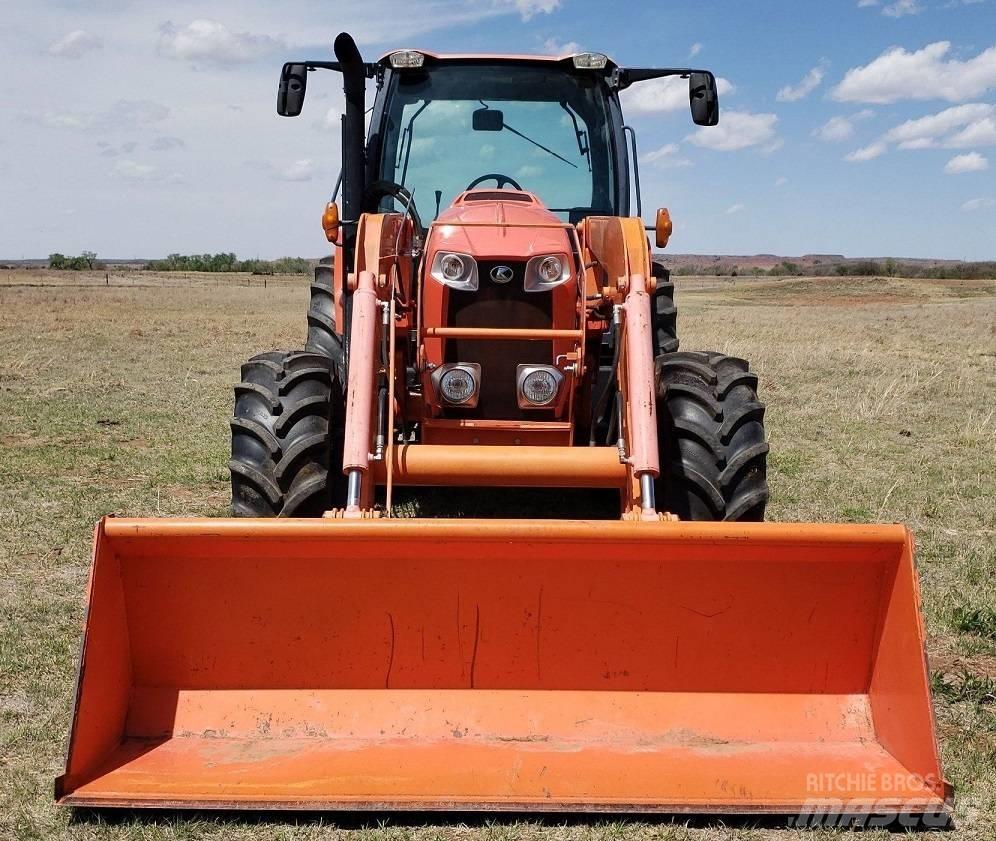 Kubota M 135 GX Traktory