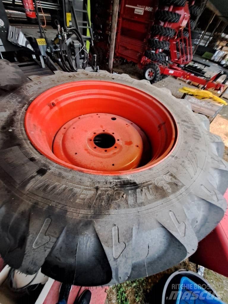 Michelin xobib Pneumatiky, kola a ráfky
