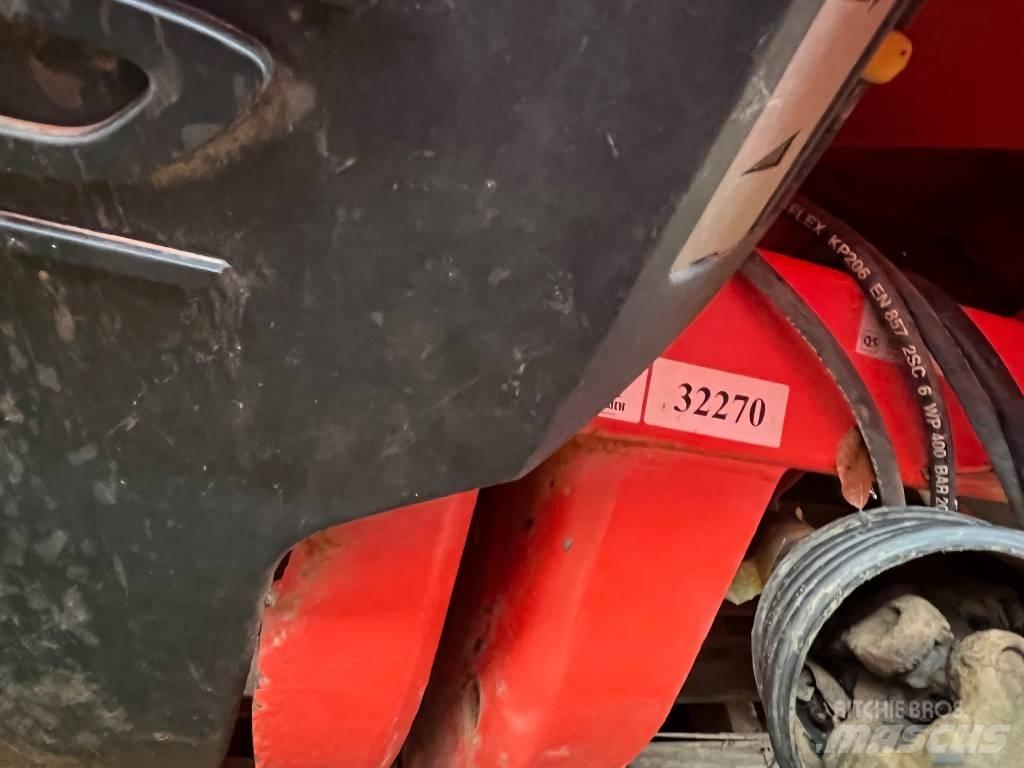 Kuhn Axis 30.1 Aplikátory tekutých hnojiv