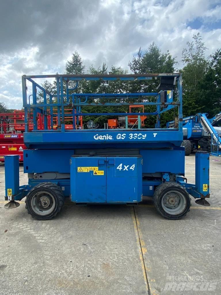 Genie GS 3369 RT Nůžková zvedací plošina