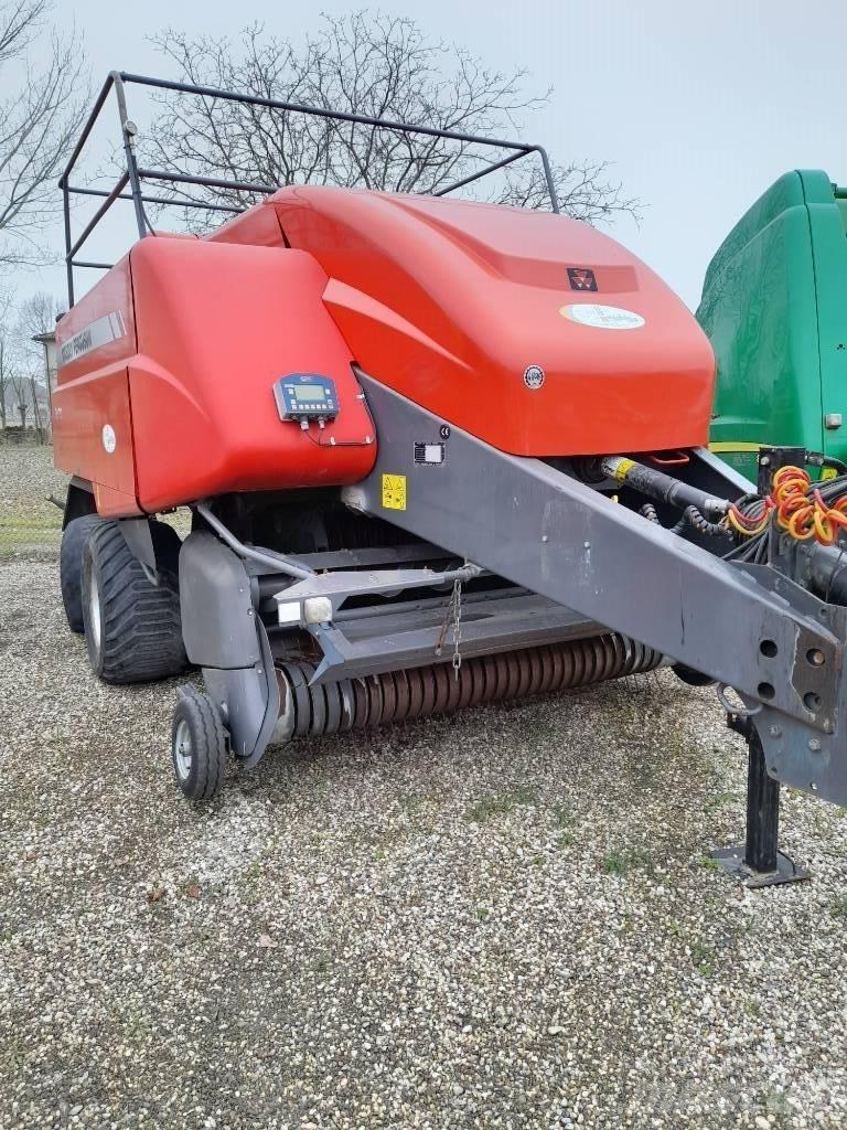 Massey Ferguson 2170 Lis na hranaté balíky