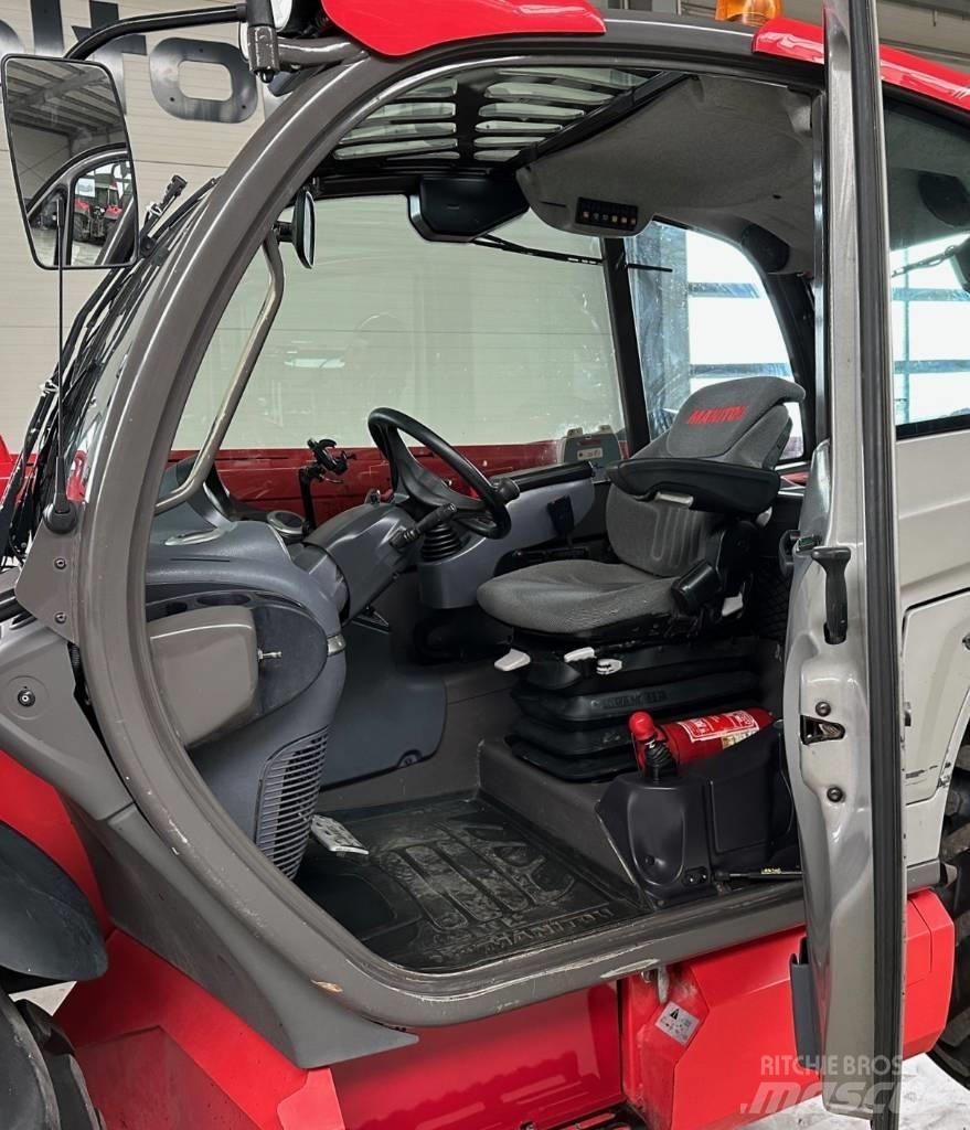 Manitou 840-145 PS Teleskopické kolové nakladače