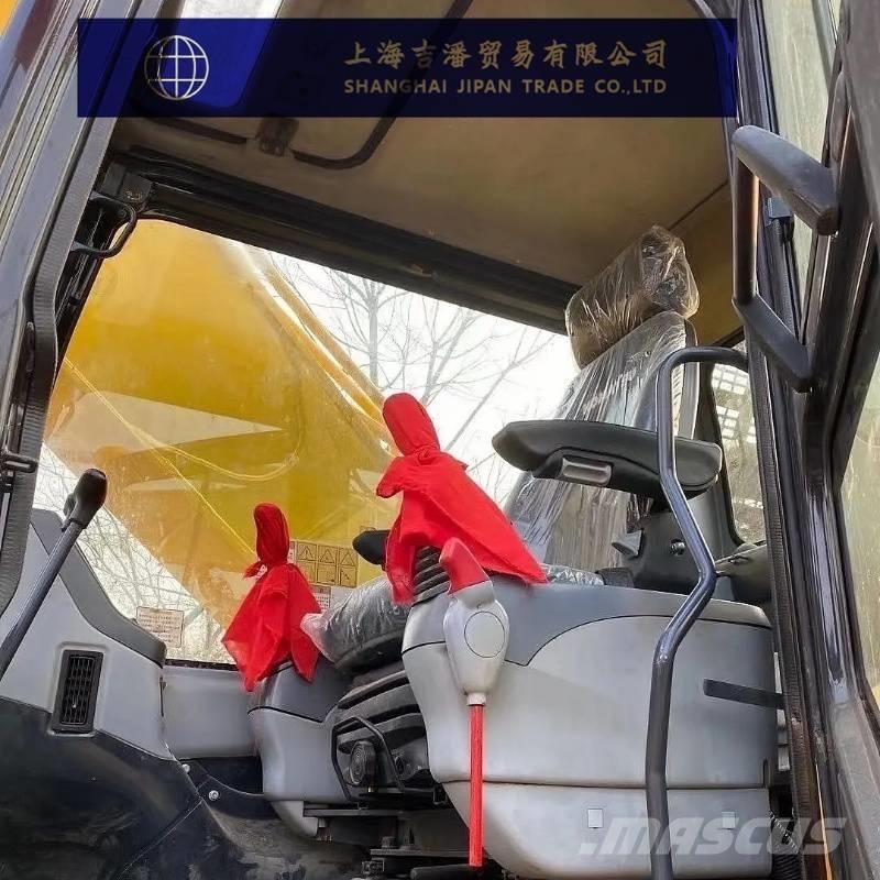 Komatsu PC 360 Pásová rýpadla