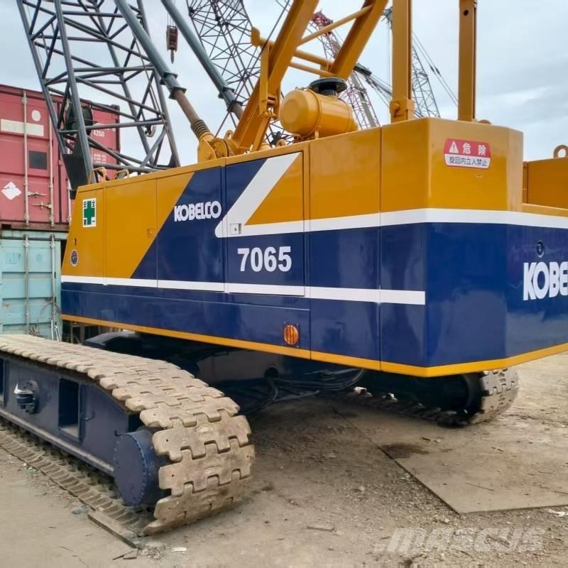 Kobelco 7065 Pásové jeřáby