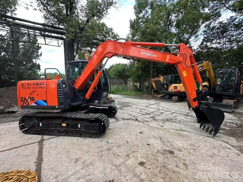 Hitachi 70 Pásová rýpadla
