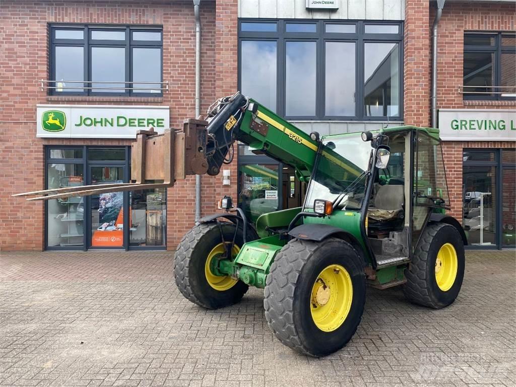 John Deere 3215 Teleskopické manipulátory
