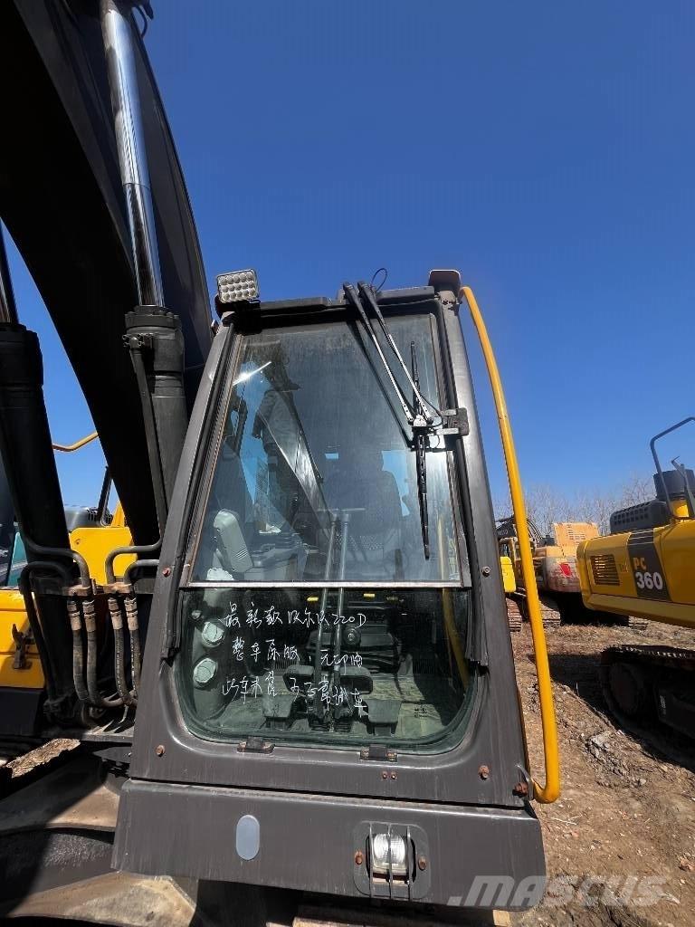 Volvo EC 220 Pásová rýpadla