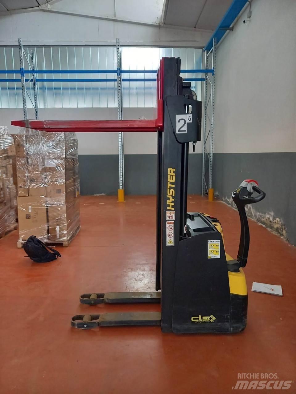 Hyster S1.2 Ručně vedené vysokozdvižné vozíky