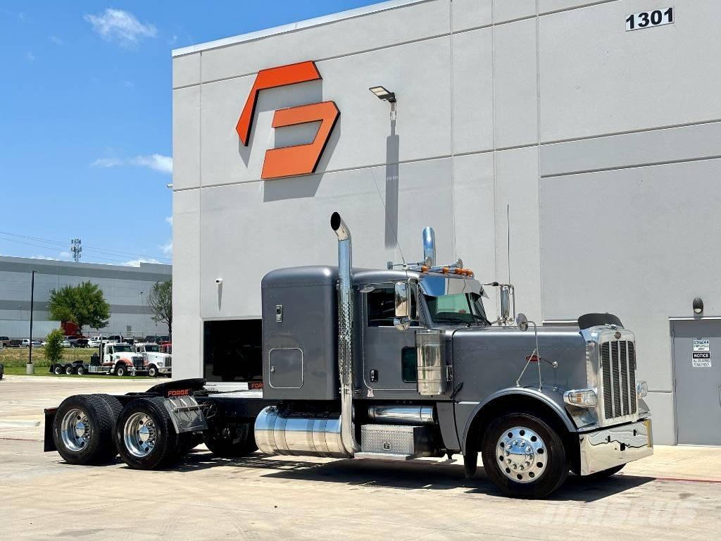 Peterbilt 389 Tahače