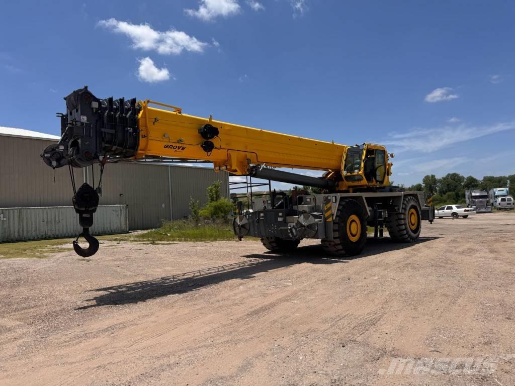 Grove RT 9130 E-2 Jeřáby pro těžký terén