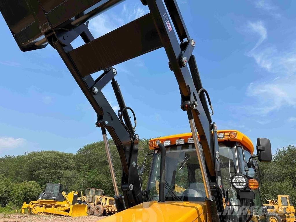 JCB 3CX Rýpadlo-nakladače