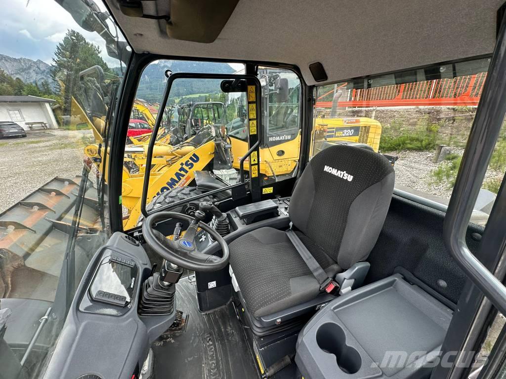 Komatsu WA 100 Kolové nakladače