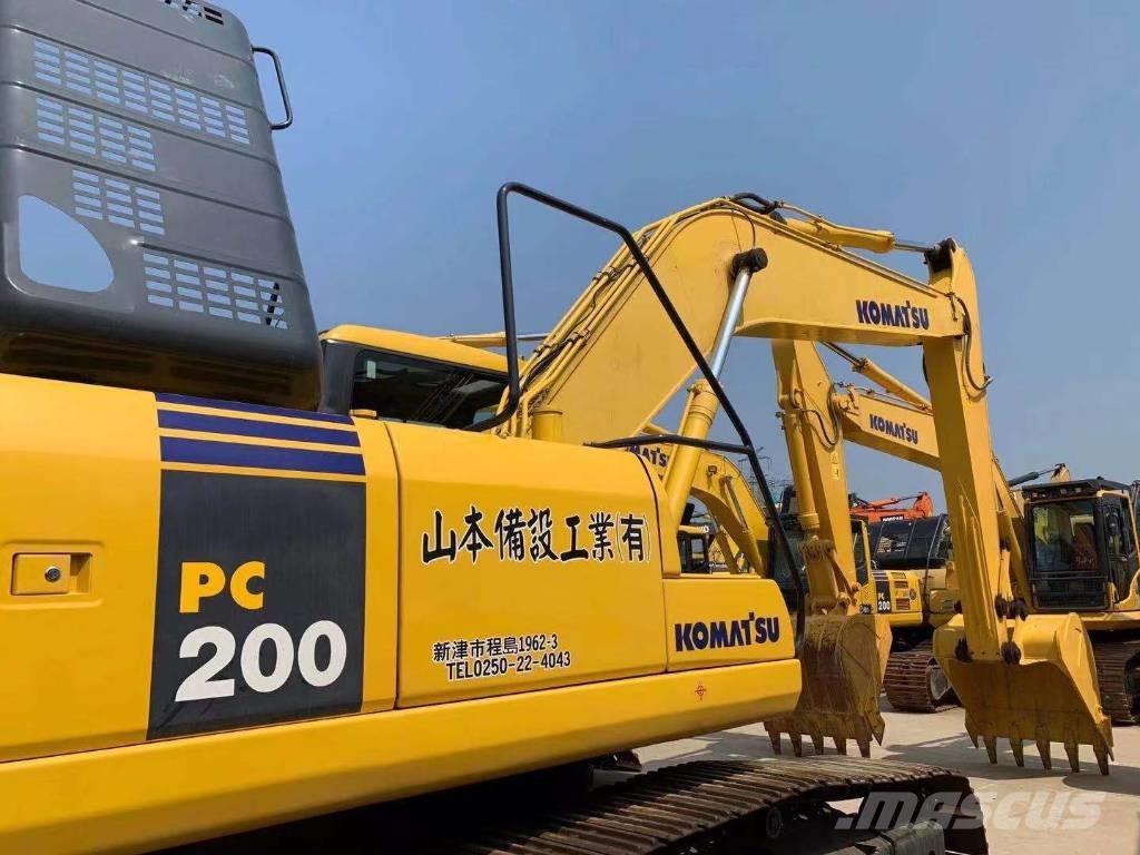Komatsu PC 200-7 Pásová rýpadla