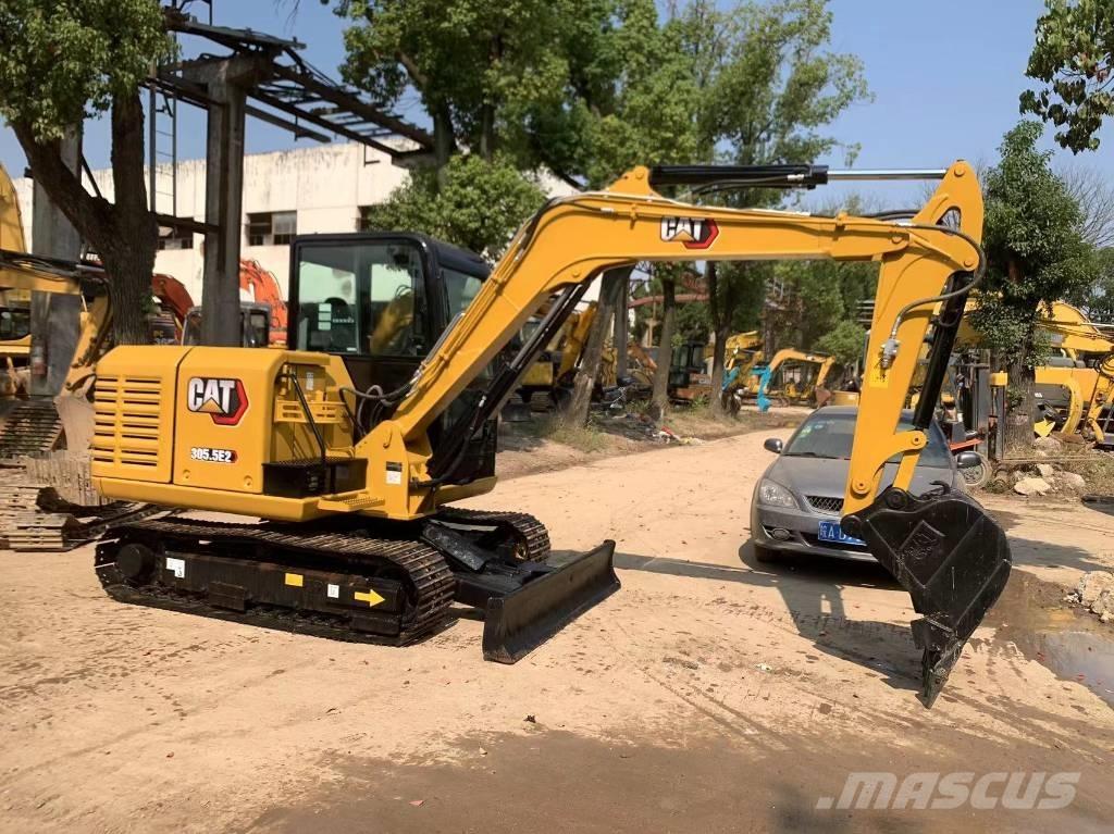CAT 303.5 E Mini rýpadla < 7t