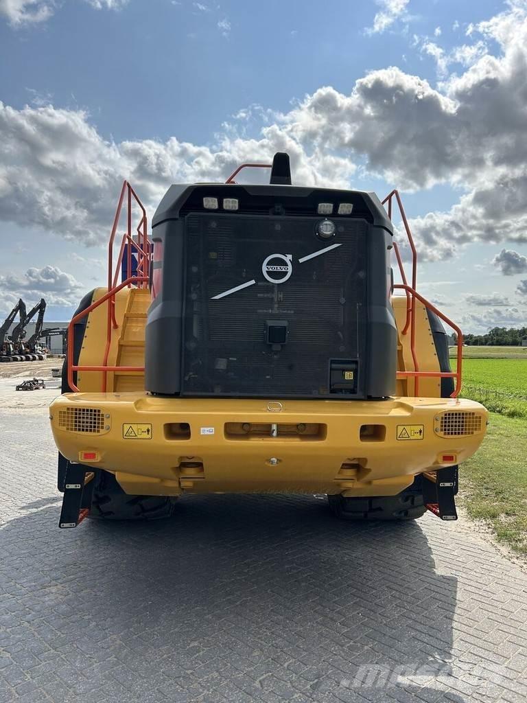 Volvo L350H Kolové nakladače