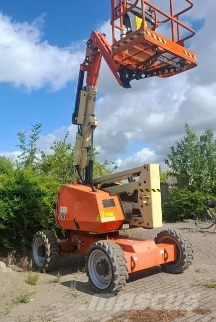 JLG 340 AJ Kloubové plošiny