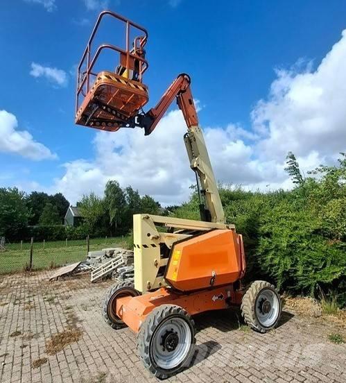 JLG 340 AJ Kloubové plošiny