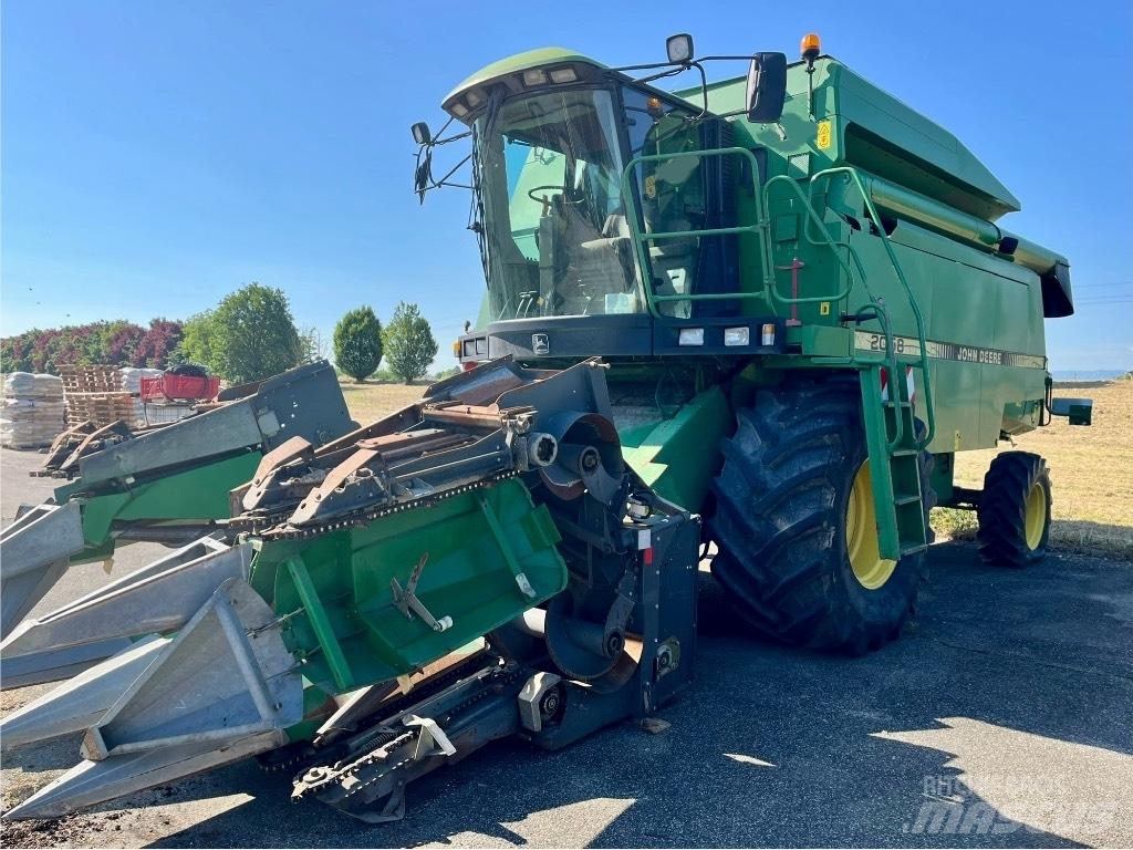 John Deere 2058 Sklízecí mlátičky