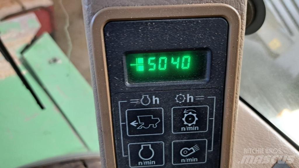 John Deere 2058 Sklízecí mlátičky