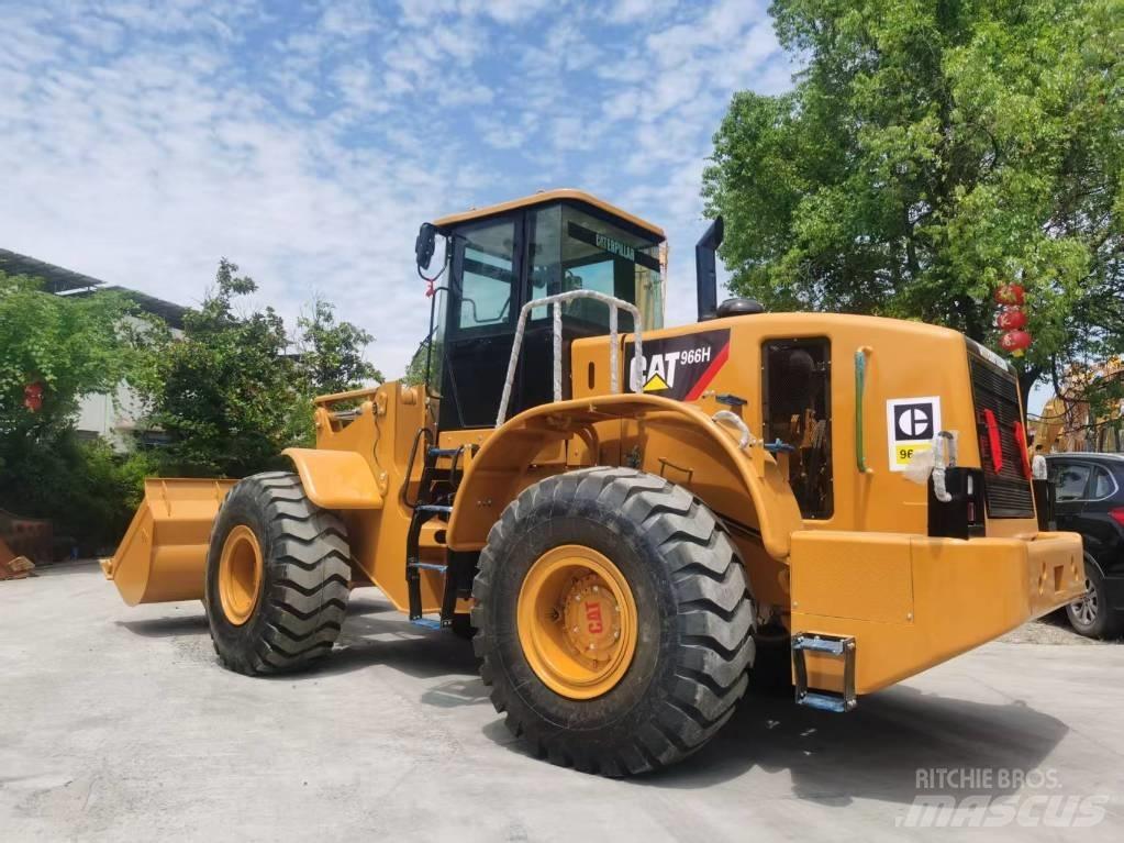 CAT 966 H Kolové nakladače