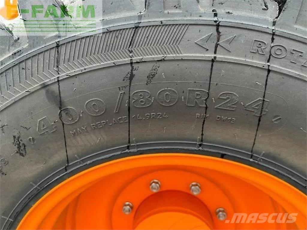 John Deere 6120m Traktory