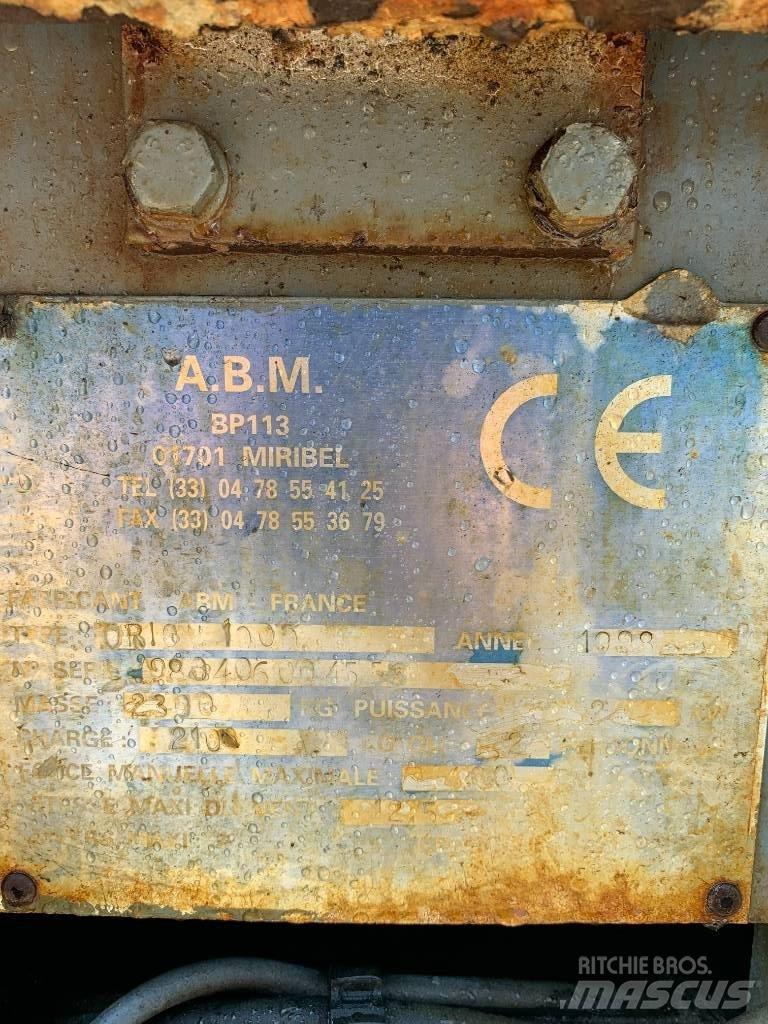 A.B.M. ORION 1000 Vertikální sloupové výtahy