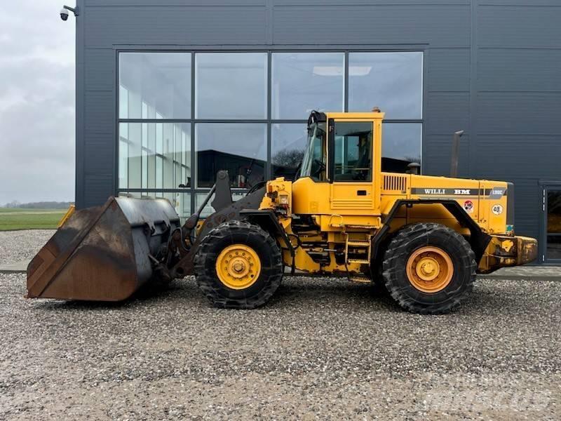 Volvo L 90 Kolové nakladače