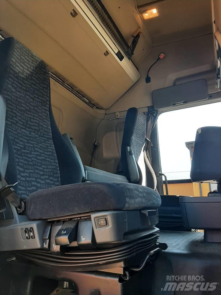 Scania R 560 Vozy na přepravu kmenů