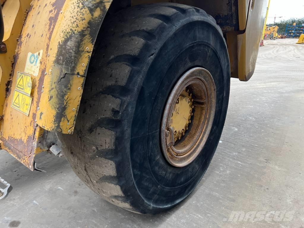 CAT 735 Kloubové dempry