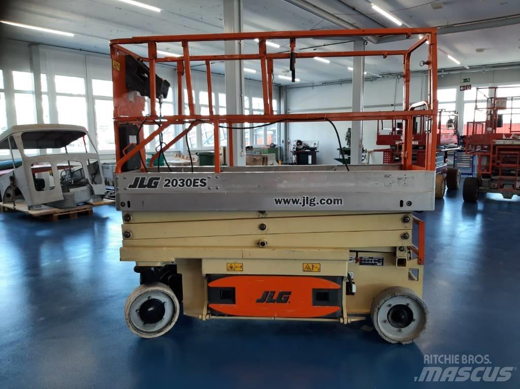 JLG 2030 ES Nůžková zvedací plošina