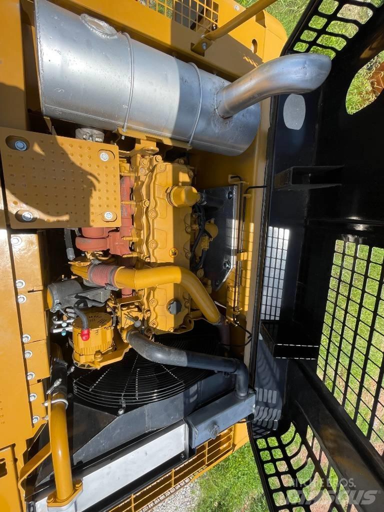 CAT 329 D Pásová rýpadla