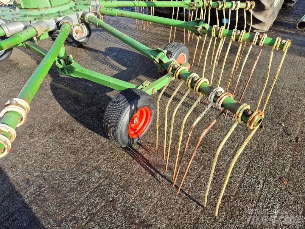 Krone Swadro 46 Řádkovače