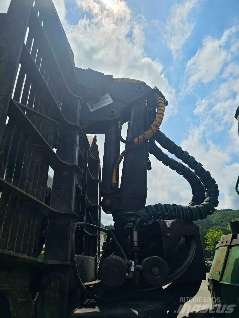 John Deere 1510G Vyvážecí traktory