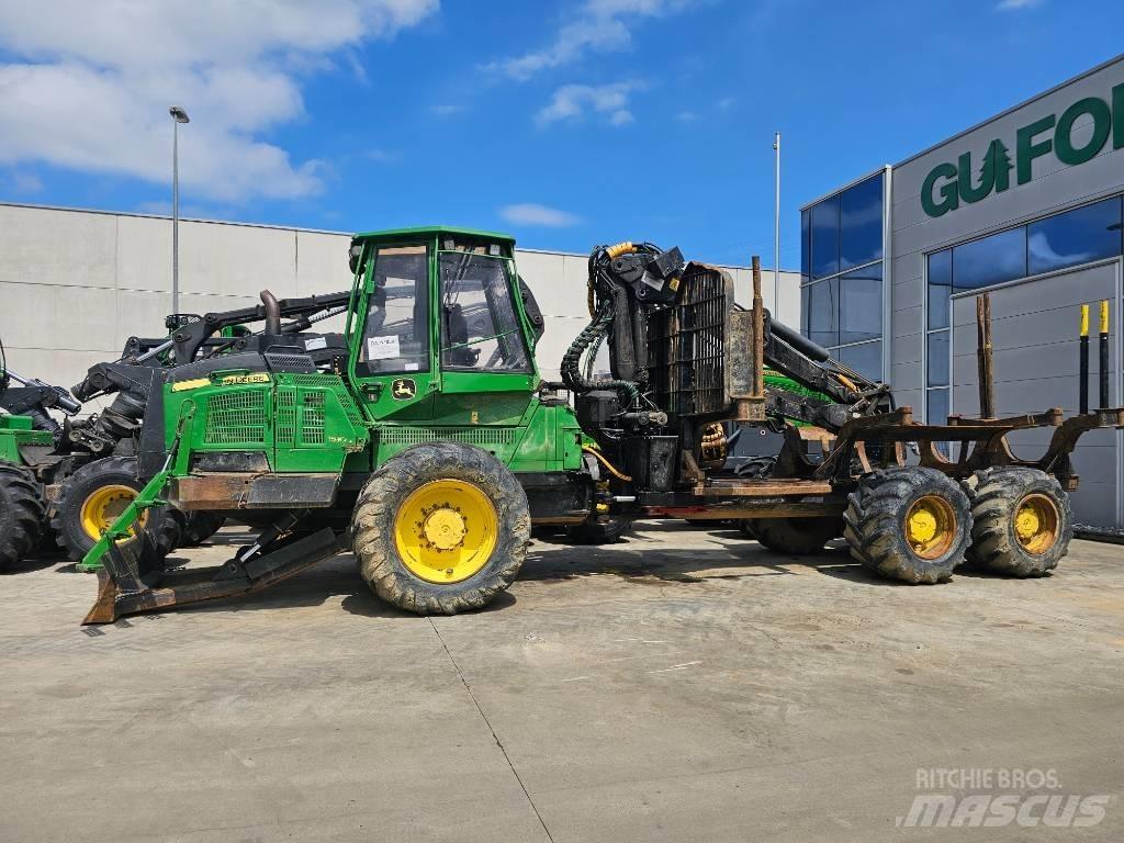 John Deere 1510G Vyvážecí traktory
