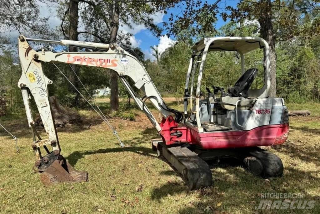 TAKEUCHI TB235 Pásová rýpadla