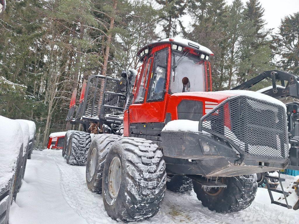 Komatsu 895 Vyvážecí traktory