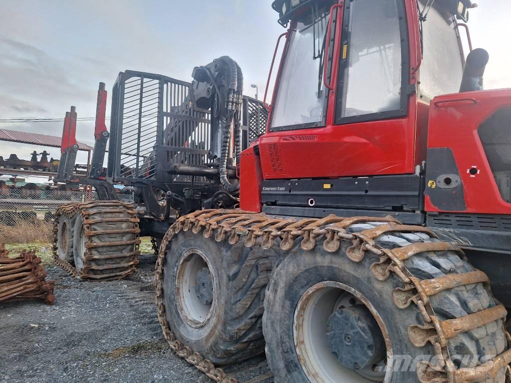 Komatsu 895 Vyvážecí traktory