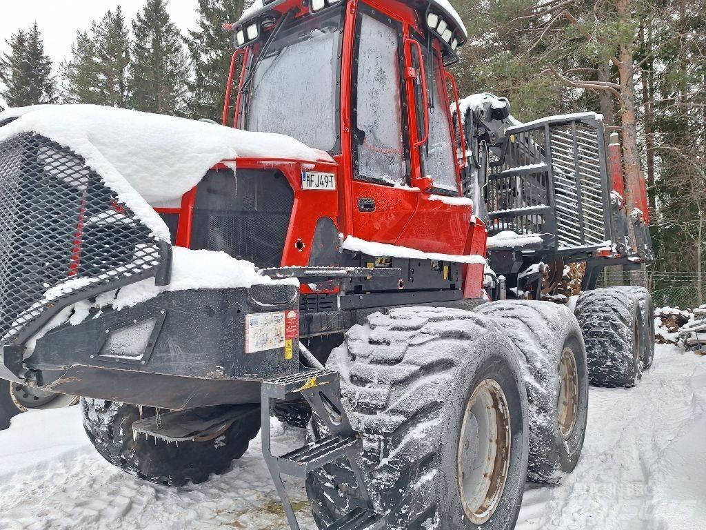Komatsu 895 Vyvážecí traktory