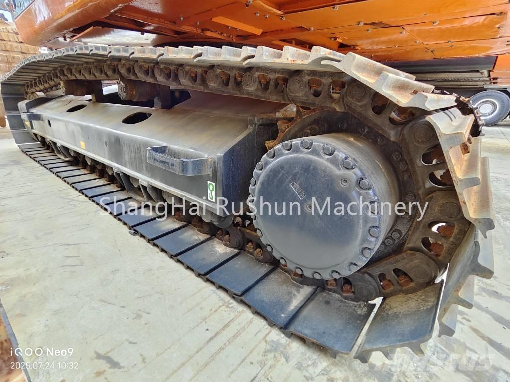 Doosan 225-7 Pásová rýpadla