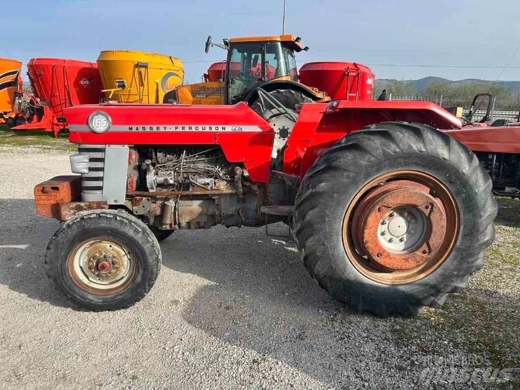Massey Ferguson 165 Traktory