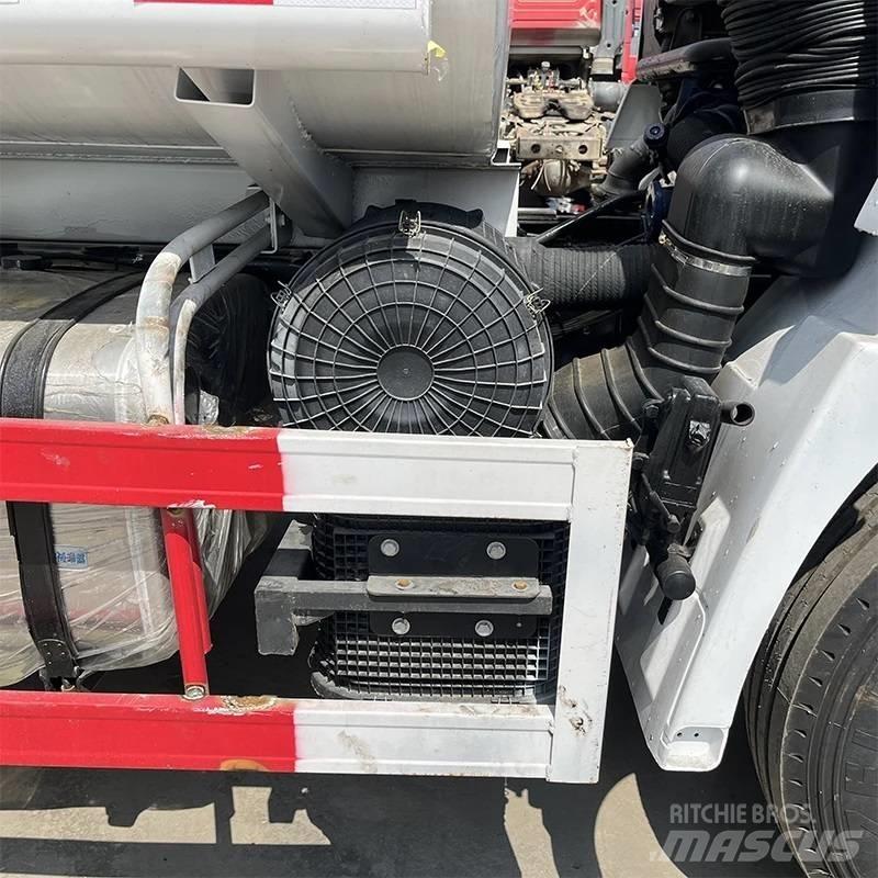 Shacman F 3000 Cisternové vozy