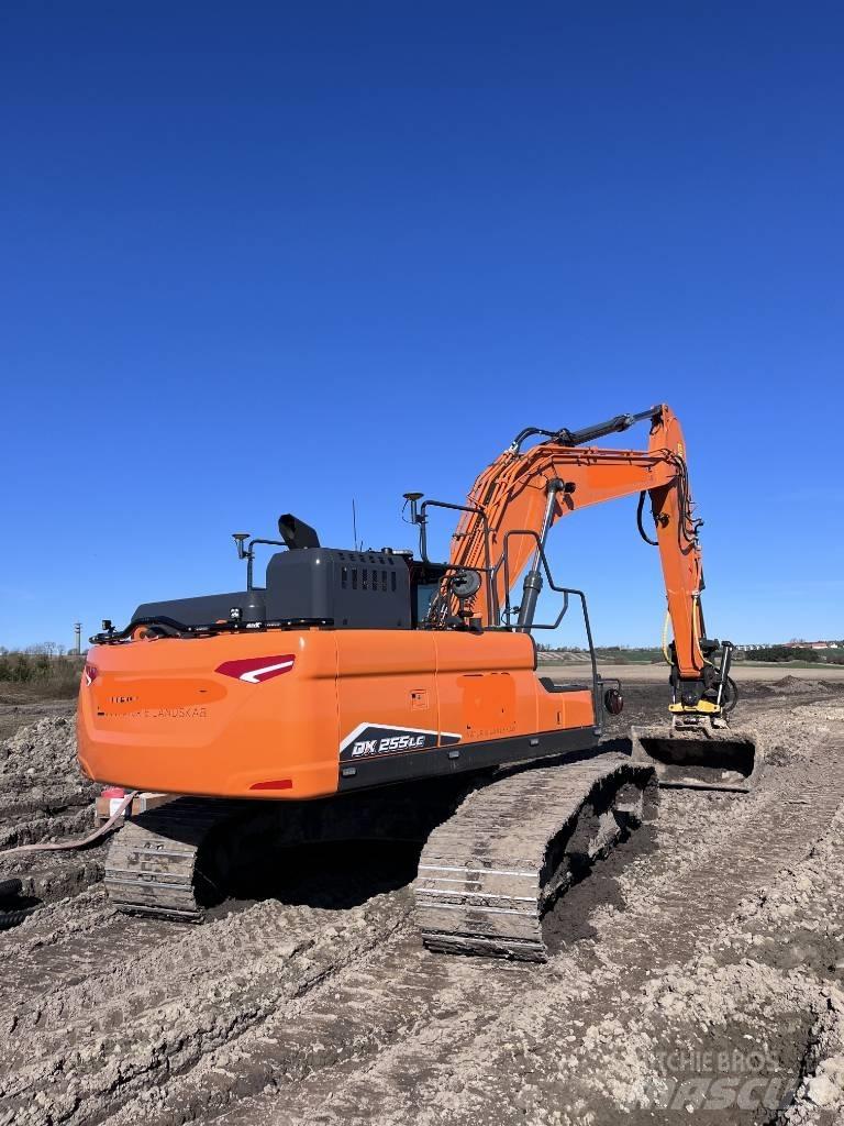 Doosan DX255 LC-7 Pásová rýpadla